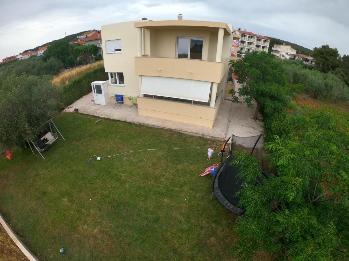 Apartments Martina Bibinje Bagian luar foto