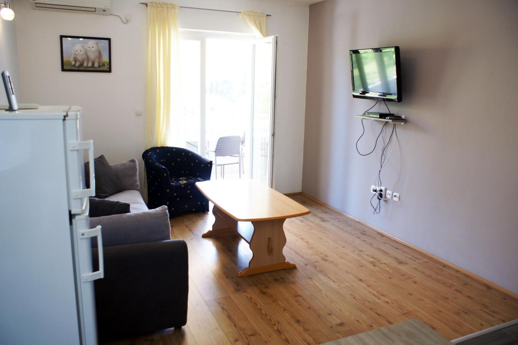 Apartments Martina Bibinje Bagian luar foto