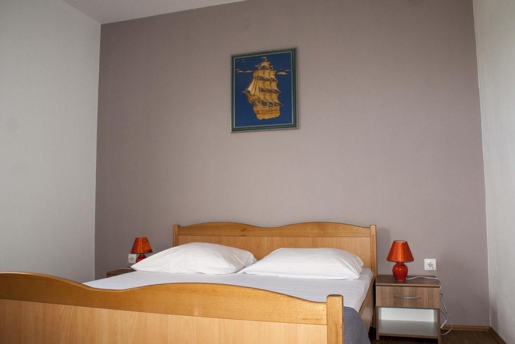 Apartments Martina Bibinje Bagian luar foto