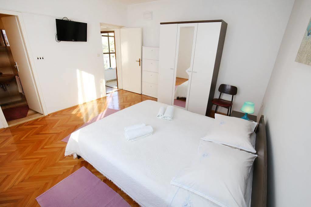 Apartments Martina Bibinje Bagian luar foto